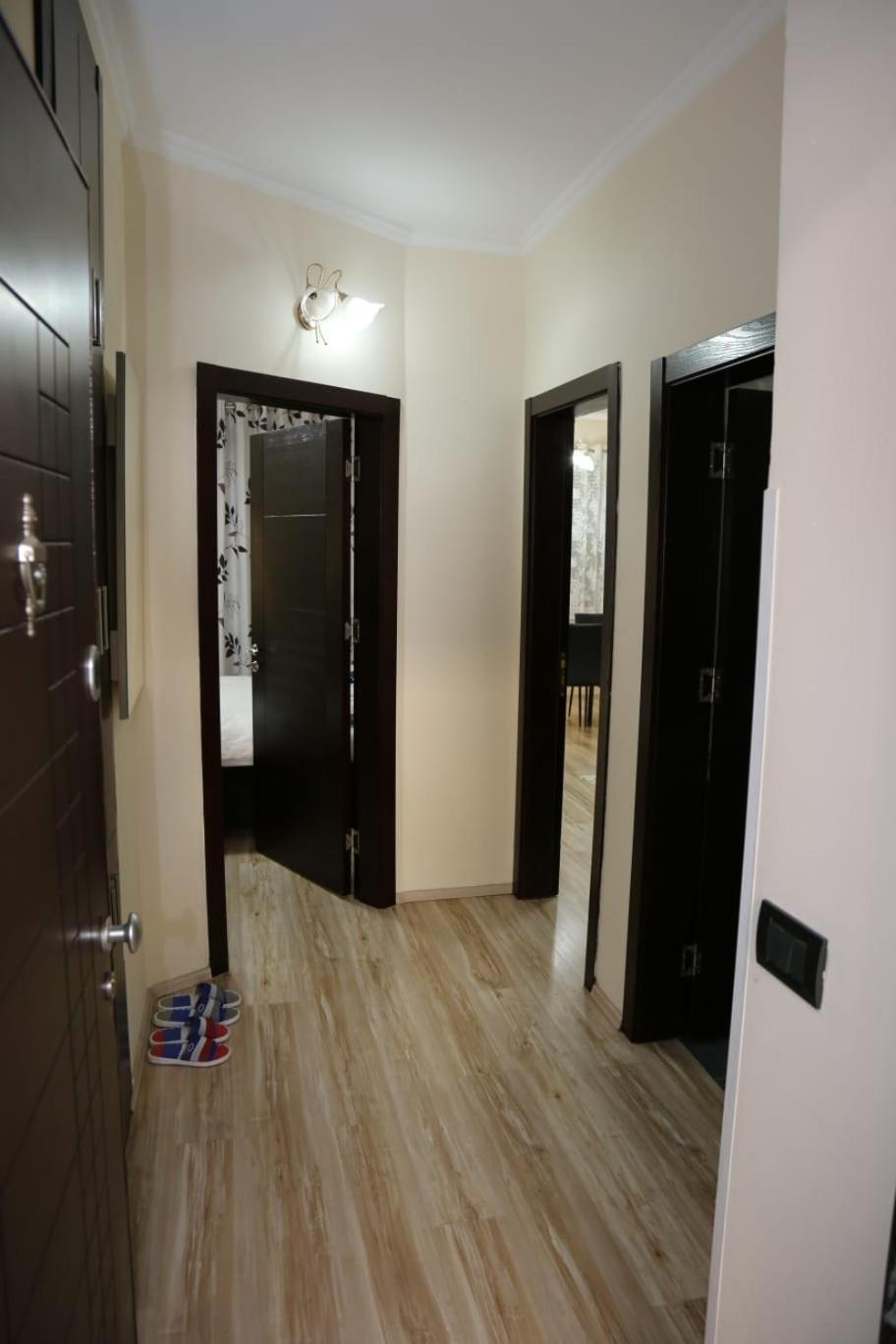 Ergi'S Host Apartment Tiran Dış mekan fotoğraf